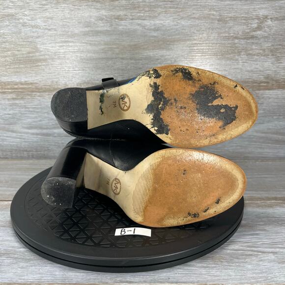 Michael Kors Women’s Fulton Signature Logo Harness Boots Size 7 M - Picture 10 of 10